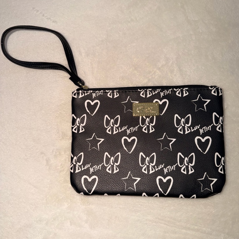 Betsey Johnson Black and White Patterned Wristlet